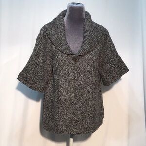 Kim Rogers short sleeve cardigan size large